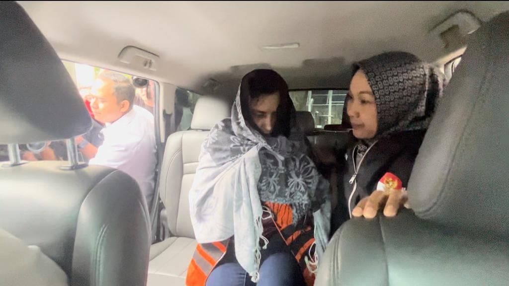 Analisis Konflik Kepentingan dalam Kasus Fadia Arafiq: Ketika Tim Sukses Menjadi Karyawan Perusahaan Keluarga