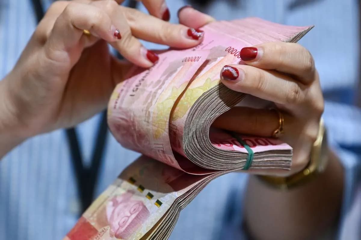 Analisis Dinamika Rupiah: Ketangguhan Moneter dalam Pusaran Ekonomi Global