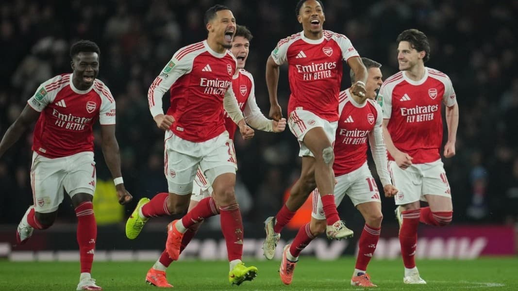 Analisis Taktis: Arsenal Menembus Semifinal Carabao Cup Melalui Ujian Mental Adu Penalti