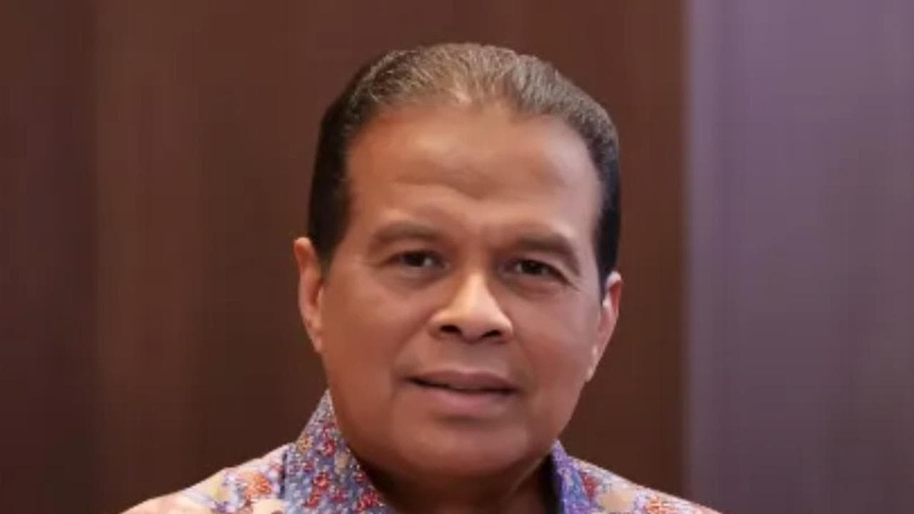 Mengurai Benang Kusut Dugaan Korupsi Kuota Haji: Pemeriksaan KPK terhadap Fuad Hasan dan Implikasinya bagi Sistem Penyelenggaraan Ibadah