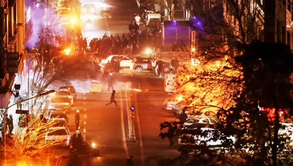 Iran 2026: Analisis Fenomenologi Gerakan Sosial dan Transformasi Peran Gender dalam Resistensi Politik