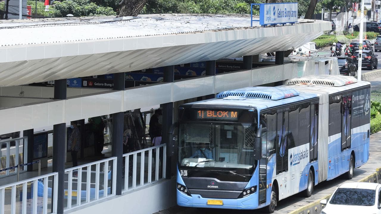Analisis Dampak Kemacetan JORR terhadap Efisiensi Transportasi Publik: Studi Kasus Transjakarta Koridor 13