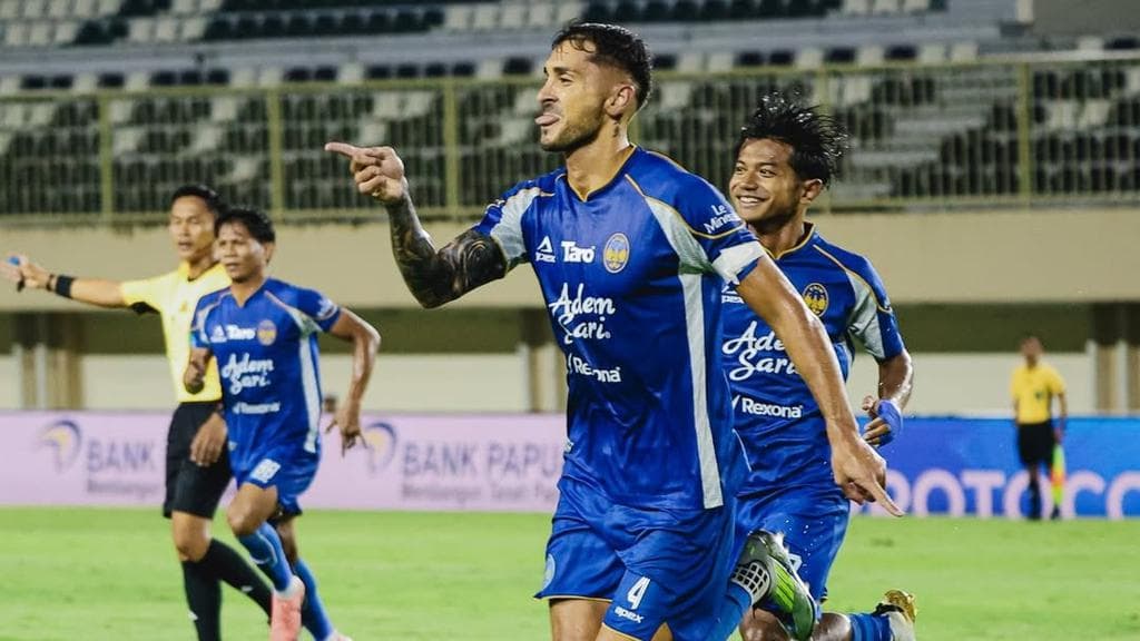 Analisis Taktis PSIM Yogyakarta: Dekonstruksi Kemenangan 4-2 Atas PSBS Biak dalam Perspektif Strategi Sepak Bola Modern