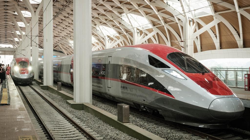 Analisis Strategis: Restrukturisasi Keuangan sebagai Prasyarat Ekspansi Whoosh ke Jawa Timur