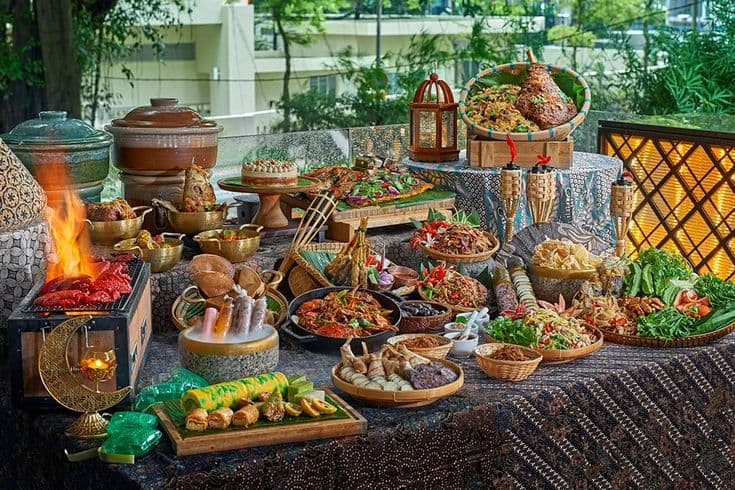 Dari Dapur ke Meja Makan: Analisis Kritis tentang Pilar Keamanan Pangan dalam Bisnis Kuliner Modern