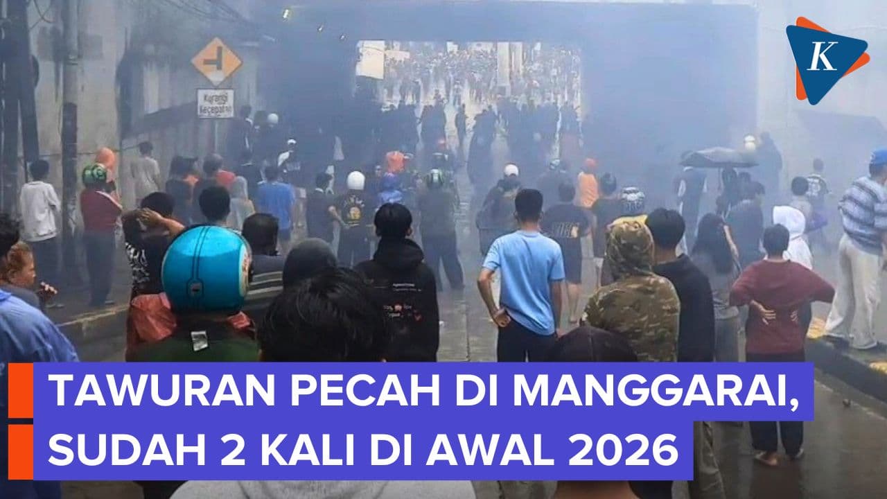 Gas Air Mata Meredam Kericuhan di Bawah Kolong Manggarai: Konflik Sosial Kembali Mengusik Jakarta