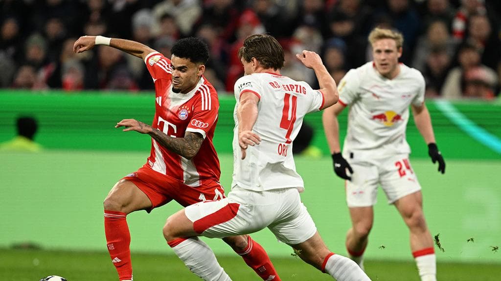 Analisis Taktikal Kemenangan Bayern: Efisiensi Menit Krusial dan Strategi Kompany Melawan Leipzig