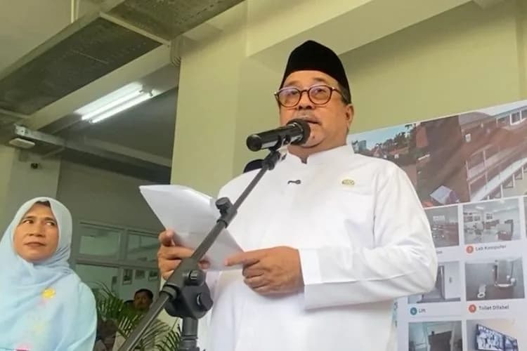 Asap Karhutla Terdeteksi di Jakarta, Rano Karno Minta Warga Tak Panik